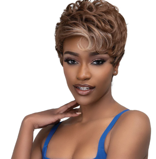 Femi Ms. Aunite Wig - Serena