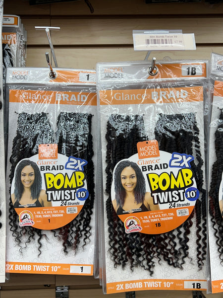 Model Model Bomb Twist Crochet Hair